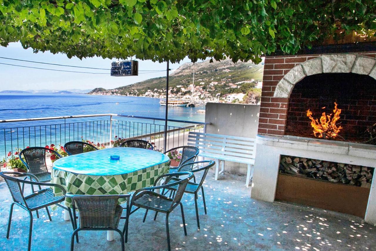 Seaside Apartment Blue Dugi Rat Εξωτερικό φωτογραφία
