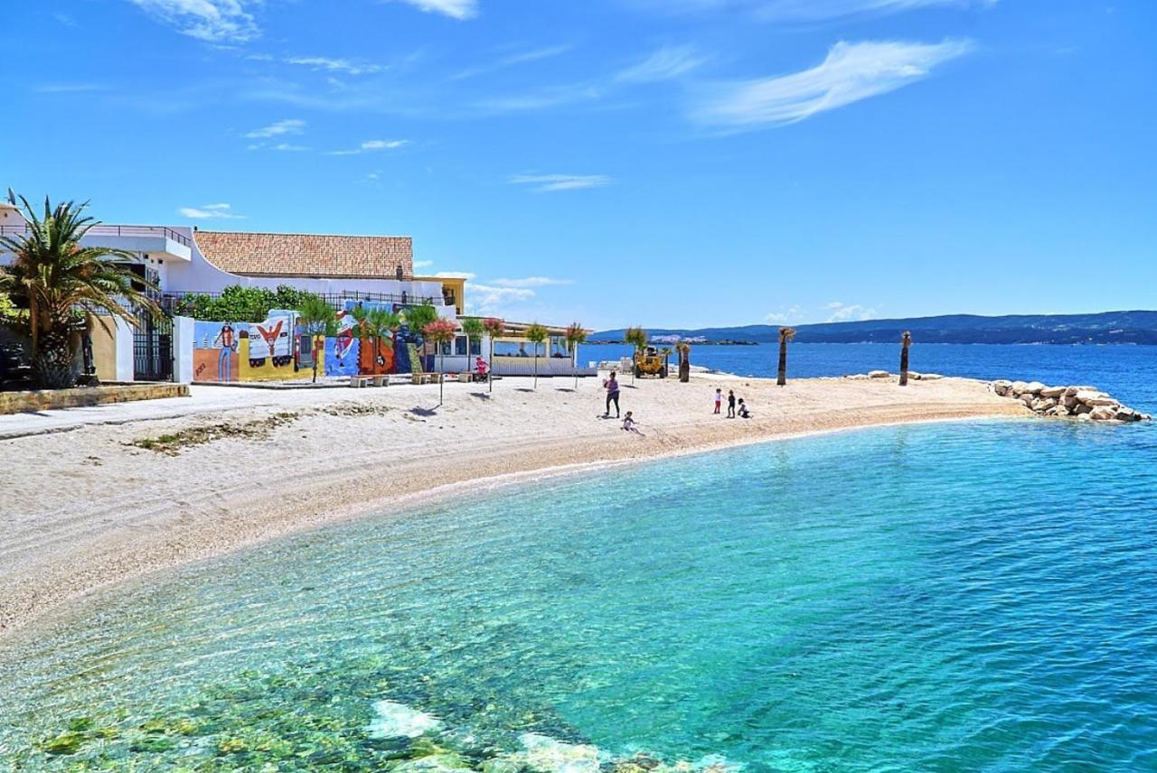 Seaside Apartment Blue Dugi Rat Εξωτερικό φωτογραφία